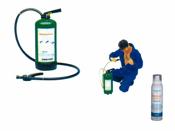 Strong acid and strong alkali decontamination device